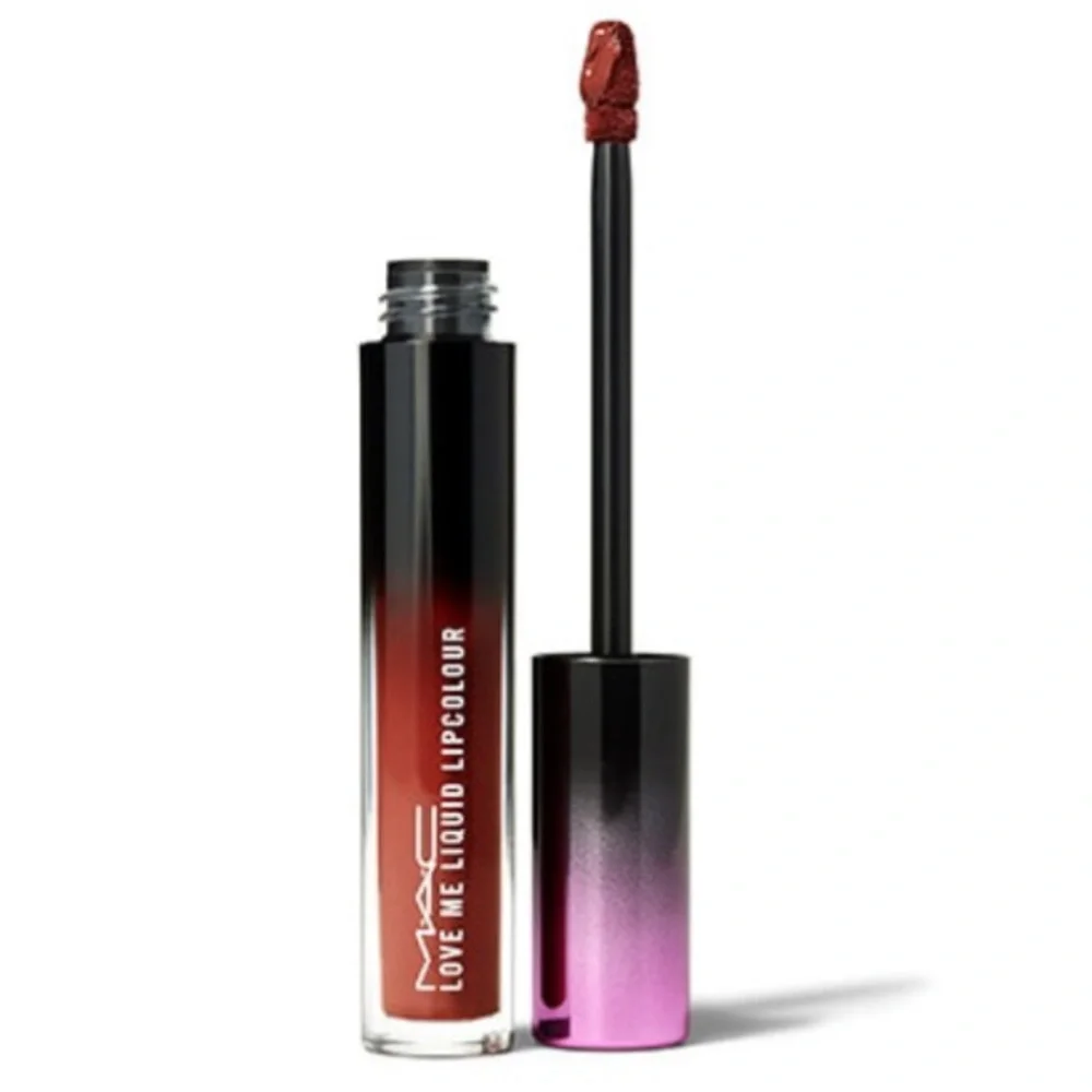 MAC Love Me Liquid Lipcolour Bated Breath